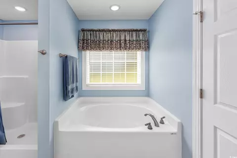 Bath - 560 Fox Bay Rd, Loris, SC 29569 photo 2 of 5