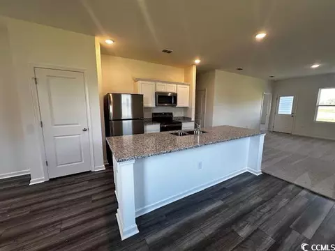583 Castillo Dr, Loris, SC 29569 photo 3