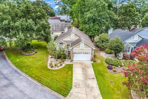 923 Knoll Dr, Little River, SC 29566