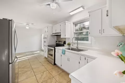 Kitchen - 1607 Oak St, Georgetown, SC 29440 photo 3 of 3