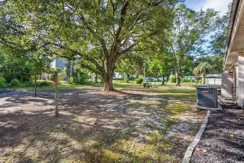 Exterior - 1607 Oak St, Georgetown, SC 29440 photo 6 of 8