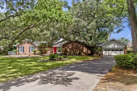 304 Queens Rd, Myrtle Beach, SC 29572