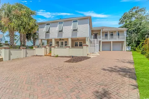 220 Starcrest Cir, North Myrtle Beach, SC 29582