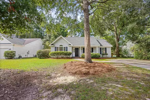 94 Great Lakes Rd, Pawleys Island, SC 29585