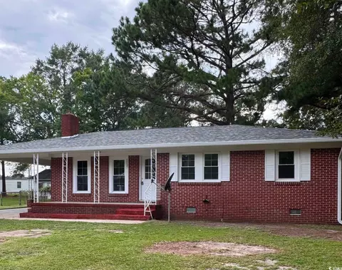 Exterior - 1127 Tynes St, Dillon, SC 29536 photo 2 of 8