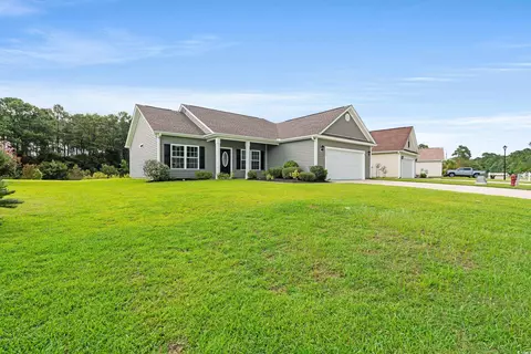Exterior - 128 Barons Bluff Dr, Conway, SC 29526 photo 7 of 8