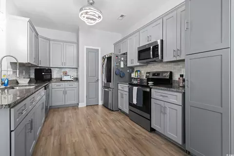 Kitchen - 804 Twickenham Loop, Longs, SC 29568 photo 2 of 5