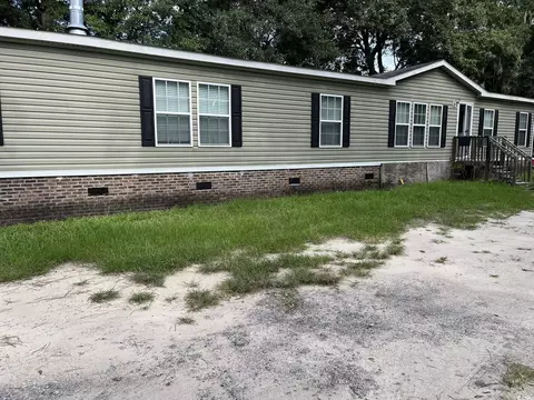 1018 Martin Luther King Rd, Pawleys Island, SC 29585
