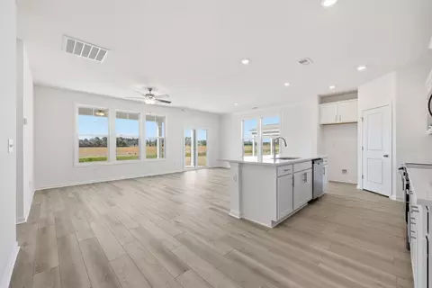 141 River Birch Dr, Loris, SC 29569 photo 4