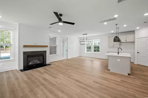 Living - 67 Bridgeview Rd, Georgetown, SC 29440 photo 3 of 4