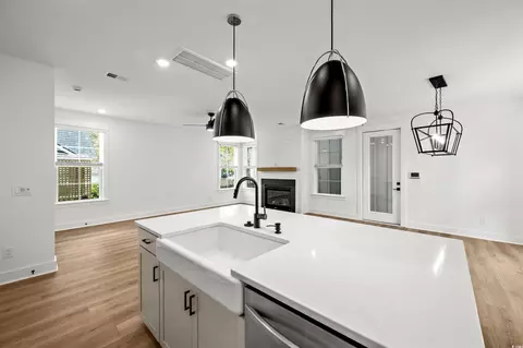 Kitchen - 67 Bridgeview Rd, Georgetown, SC 29440 photo 3 of 4