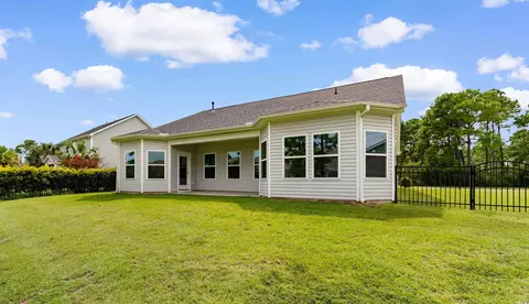 Exterior - 213 Astoria Park Loop, Conway, SC 29526 photo 6 of 6