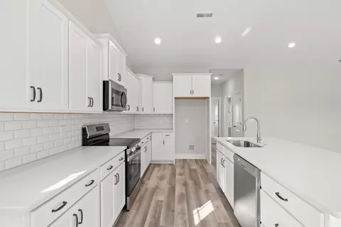 Entry Way - 1165 Loop Cir, Longs, SC 29568 photo 1 of 1