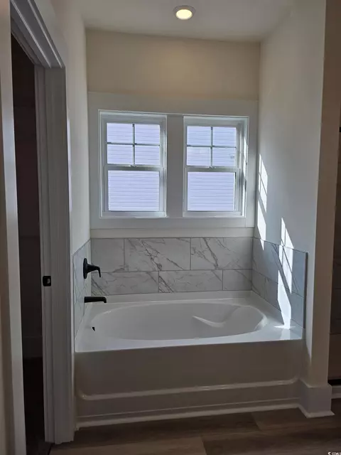 Bath - 520 Honeyhill Loop, Conway, SC 29526 photo 2 of 5