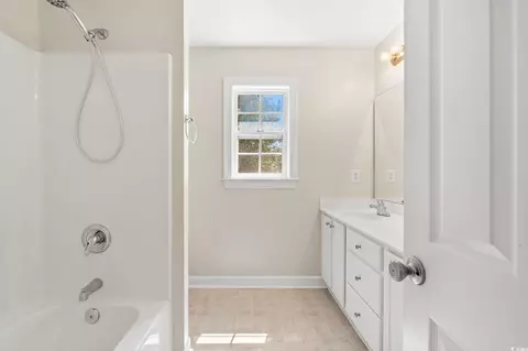 Bath - 181 Dunbarton Ln, Conway, SC 29526 photo 5 of 6