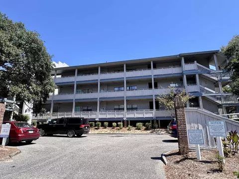 310 5th Ave N #302, Surfside Beach, SC 29575