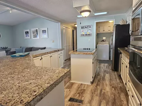 440 Oceanside Dr, Surfside Beach, SC 29575 photo 5