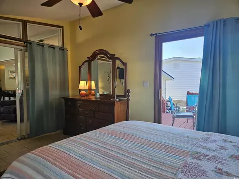 440 Oceanside Dr, Surfside Beach, SC 29575 photo 16