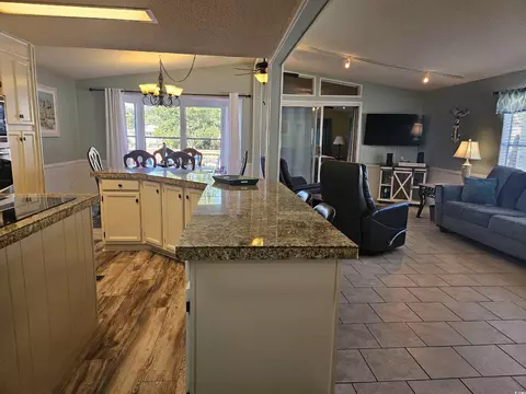 440 Oceanside Dr, Surfside Beach, SC 29575 photo 10