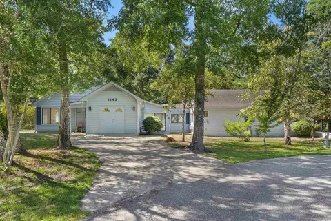 2142 Marion Cir, Little River, SC 29566