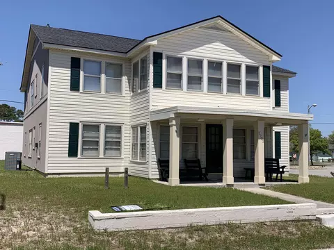 2202 S Ocean Blvd, North Myrtle Beach, SC 29582