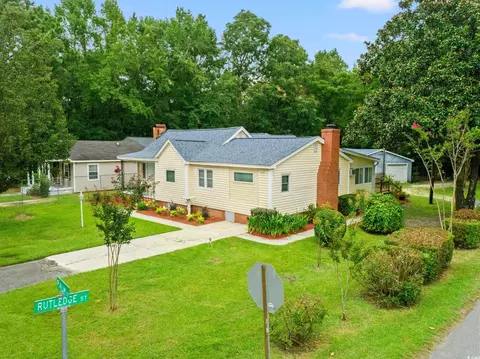 902 Palm St, Georgetown, SC 29440