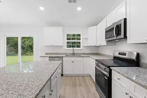 Kitchen - 2827 Biscane Ct, Conway, SC 29527 photo 3 of 3