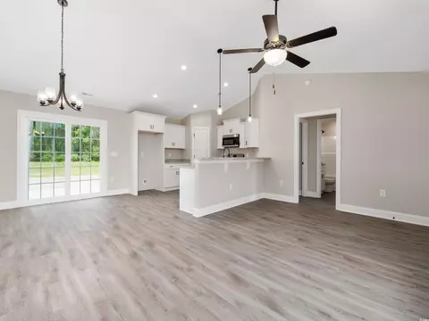 Living - 3409 B And S Rd, Loris, SC 29569 photo 3 of 4