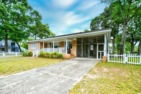 1511 S Hollywood Dr, Surfside Beach, SC 29575