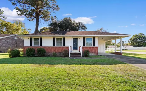 1071 Oak Dr, Myrtle Beach, SC 29577