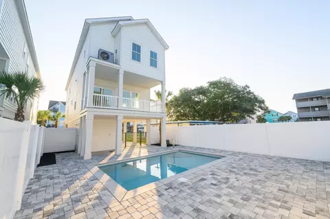 Exterior - 115 6th Ave S, Surfside Beach, SC 29575 photo 9 of 10