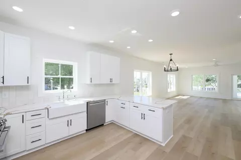 Kitchen - 115 6th Ave S, Surfside Beach, SC 29575 photo 3 of 4