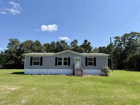 435 Alligator Ln, Andrews, SC 29510