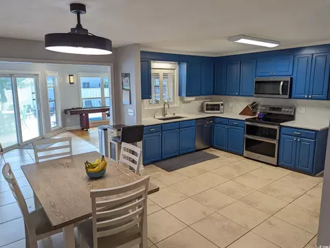 Kitchen - 321 Jay St, Murrells Inlet, SC 29576 photo 2 of 3