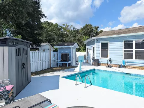 Exterior - 321 Jay St, Murrells Inlet, SC 29576 photo 6 of 11