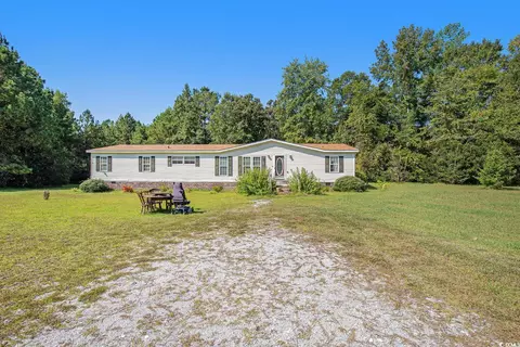 1472 Race Track Rd, Loris, SC 29569