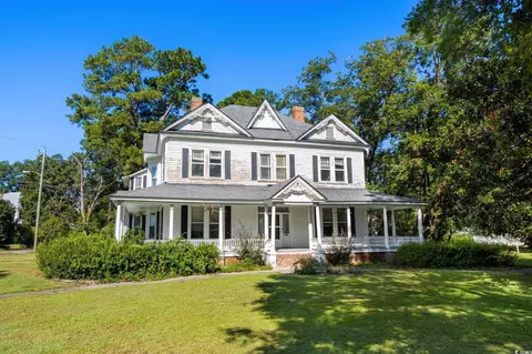 101 Park Ln, Latta, SC 29565