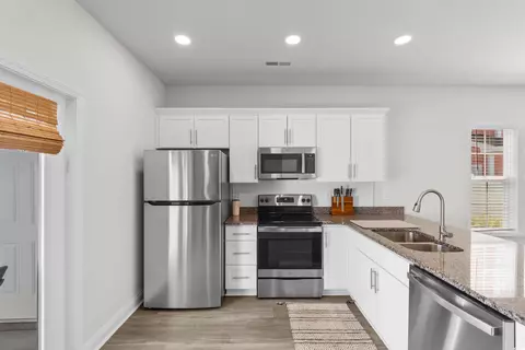 Kitchen - 804 Moen Pl #F, Myrtle Beach, SC 29577 photo 2 of 4