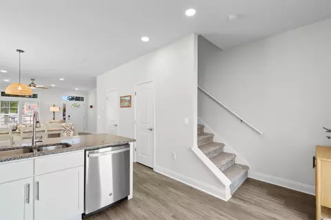 Entry Way - 804 Moen Pl #F, Myrtle Beach, SC 29577 photo 2 of 2