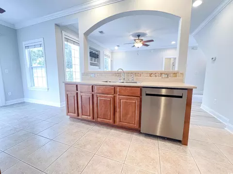 Kitchen - 249 Cabo Loop, Myrtle Beach, SC 29588 photo 3 of 4