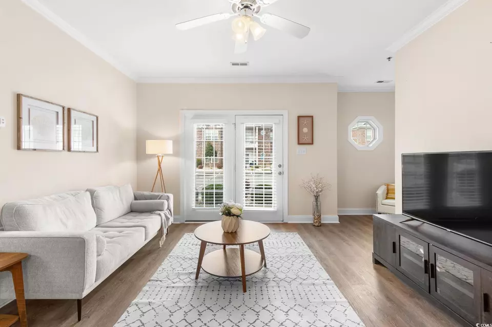 Living - 2033 Silvercrest Dr #21B, Myrtle Beach, SC 29579 photo 2 of 2