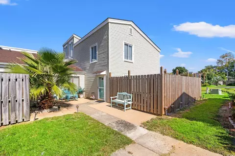 800 9th Ave S #S4, North Myrtle Beach, SC 29582