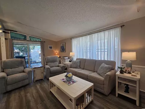 355 Meadowlark Dr, Surfside Beach, SC 29575 photo 11