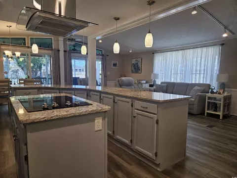 355 Meadowlark Dr, Surfside Beach, SC 29575 photo 2