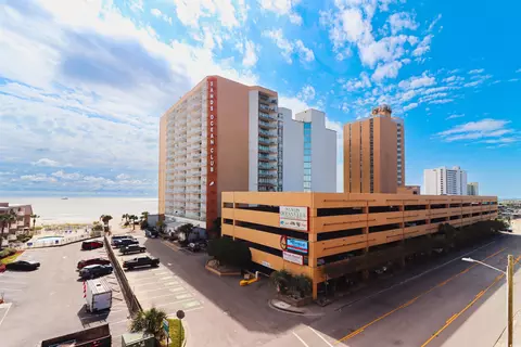 9550 Shore Dr #818, Myrtle Beach, SC 29572