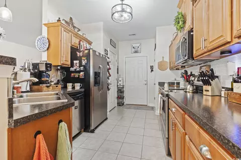 Kitchen - 269 White Water Loop, Conway, SC 29526 photo 2 of 4