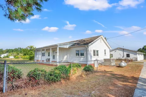 4422 Grady Rd, Mullins, SC 29574