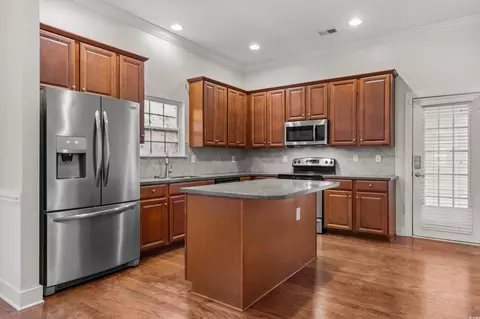 Kitchen - 2006 Heritage Loop, Myrtle Beach, SC 29577 photo 2 of 2