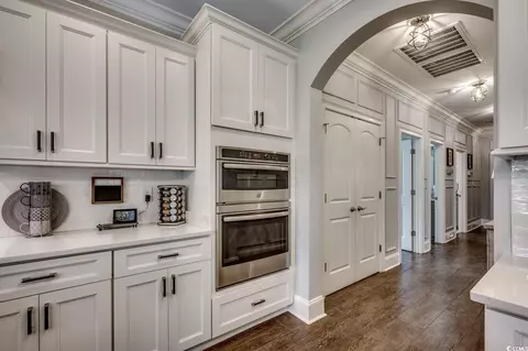 Entry Way - 7009 Turtle Cove Dr, Myrtle Beach, SC 29579 photo 4 of 5
