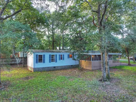 141 Marsh Oaks Dr, Pawleys Island, SC 29585